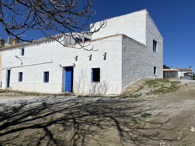 5 slaapkamer Landhuis Te koop