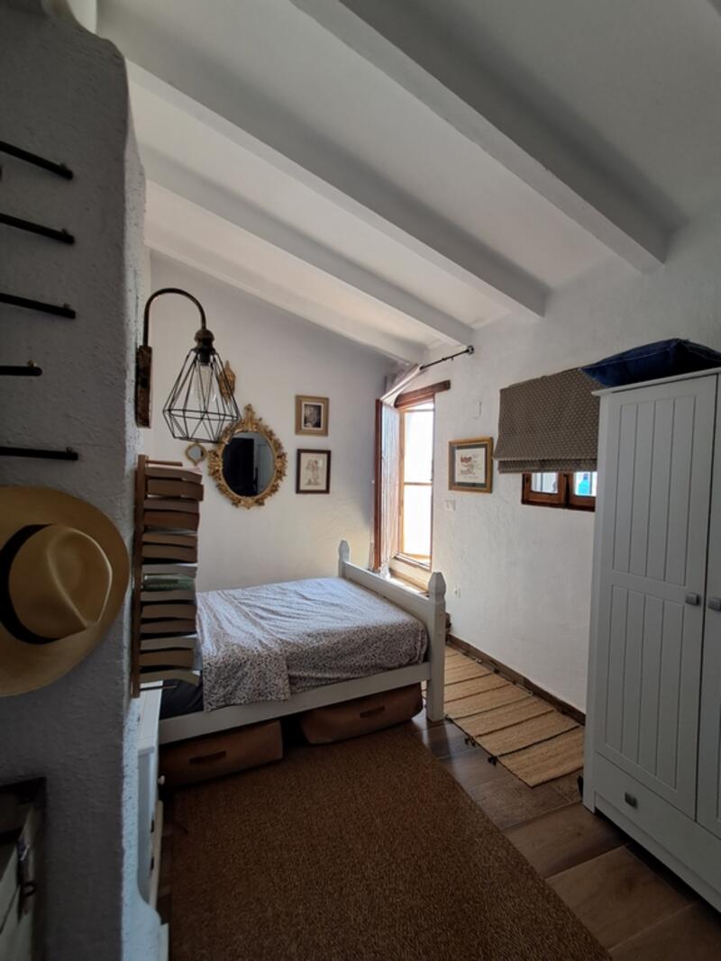 3 Cuarto Casa Cueva en venta