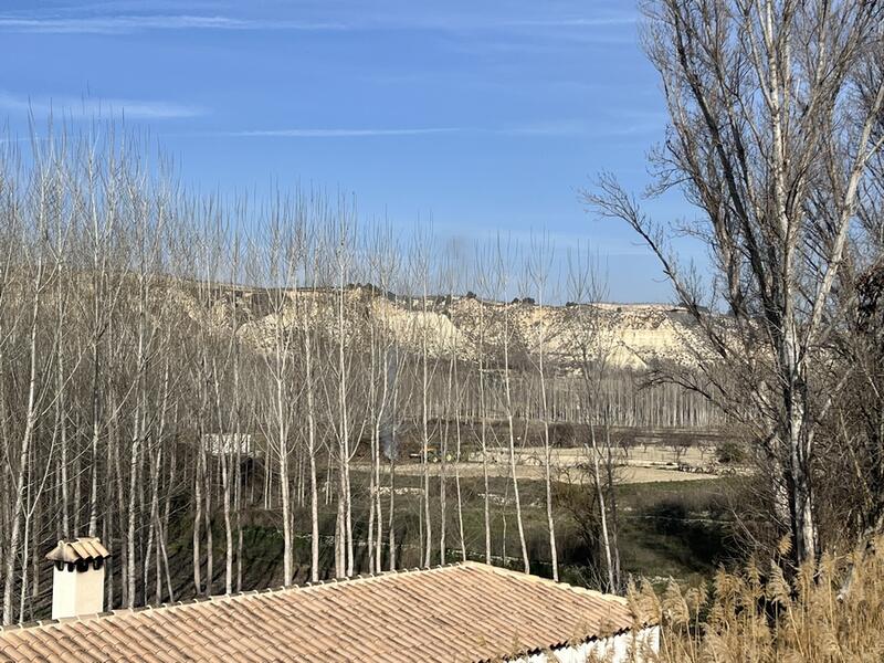 4 bedroom Cave House for sale
