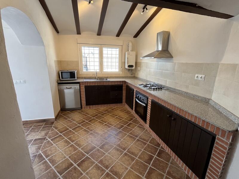 4 bedroom Cave House for sale