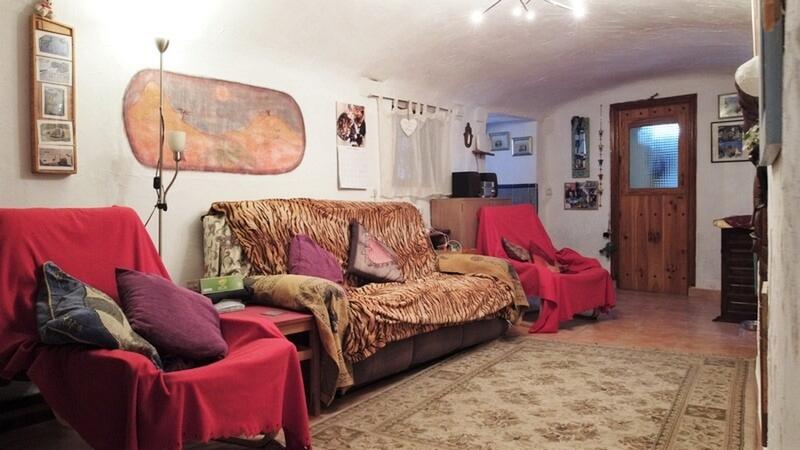 4 Schlafzimmer Höhlenhaus zu verkaufen
