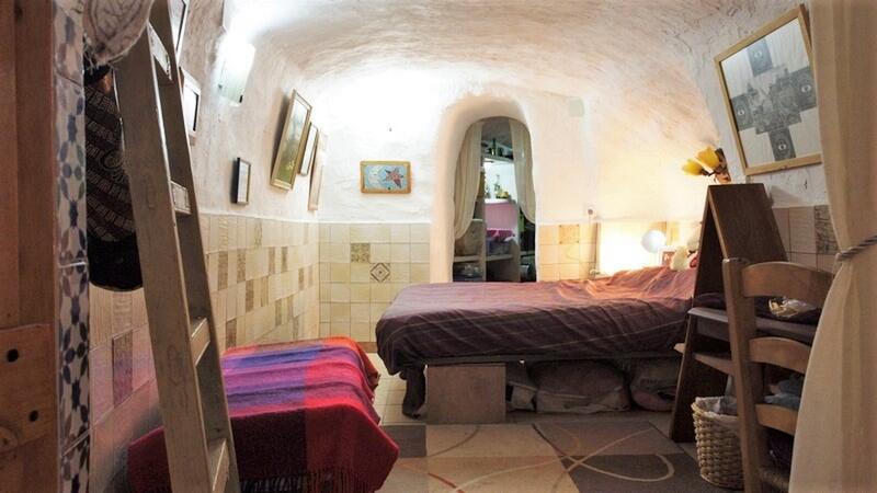 4 Schlafzimmer Höhlenhaus zu verkaufen