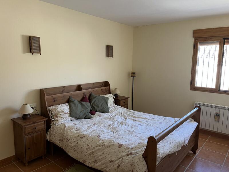 3 Schlafzimmer Landhaus zu verkaufen