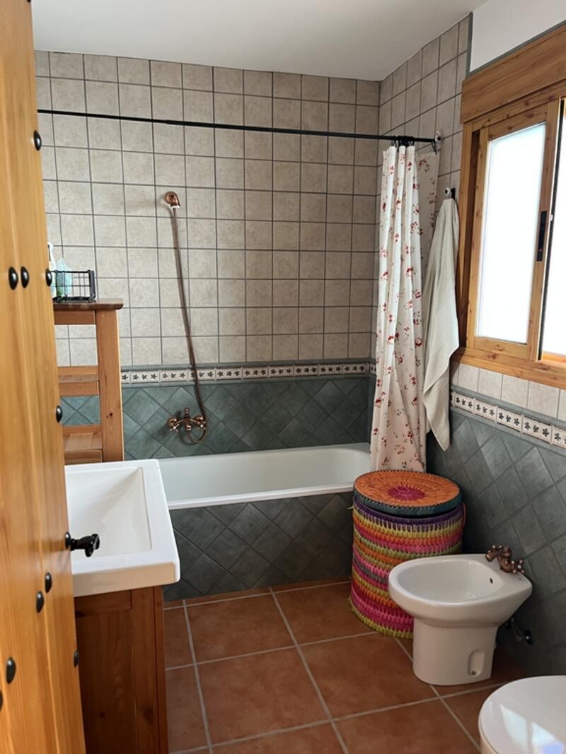 3 Schlafzimmer Landhaus zu verkaufen
