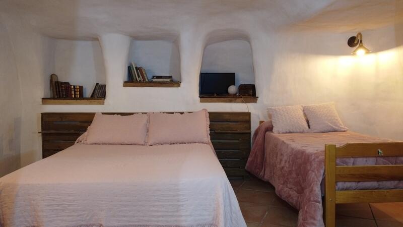 3 bedroom Cave House for sale