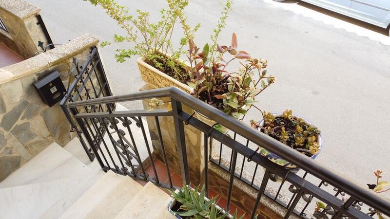 3 bedroom Country House for sale