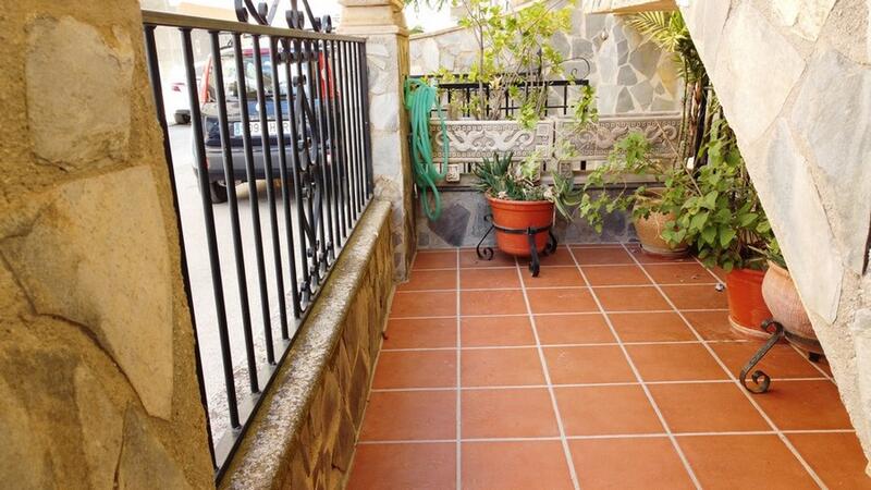3 bedroom Country House for sale