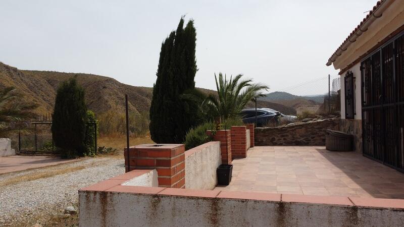 2 bedroom Country House for sale