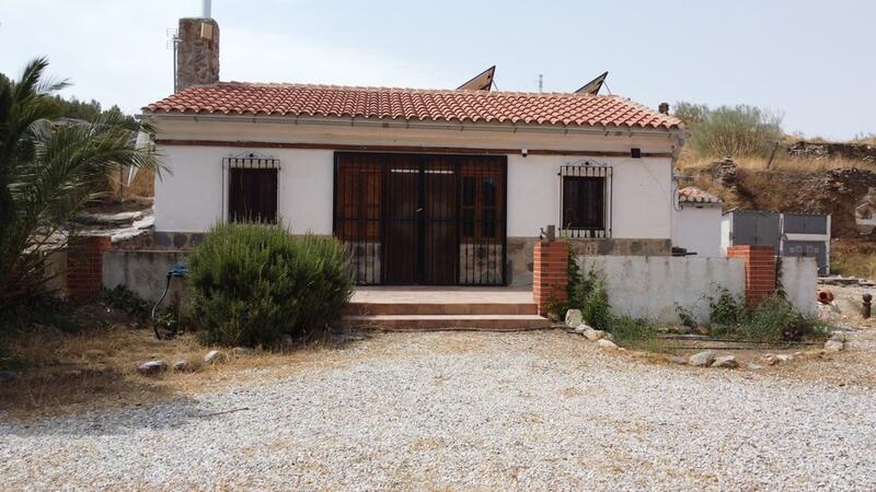 2 bedroom Country House for sale