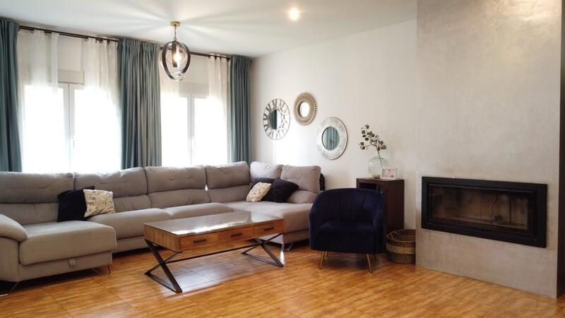 4 bedroom Country House for sale