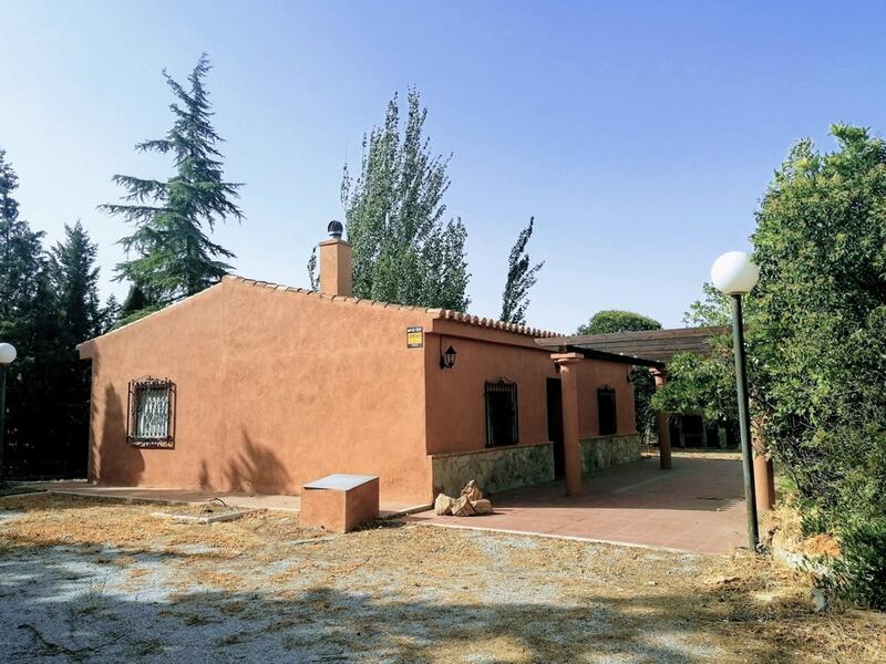 Деревенский Дом продается в Baza, Granada