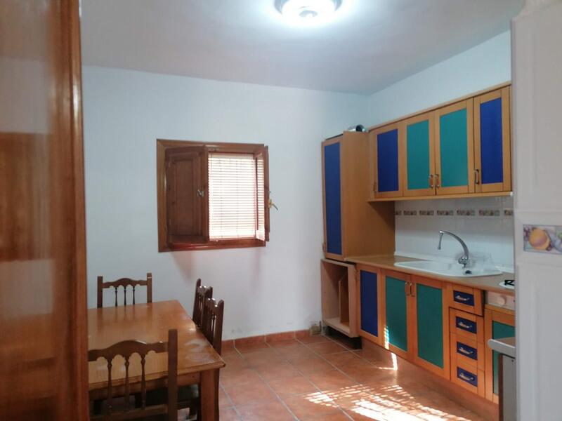 3 спальная комната Деревенский Дом продается