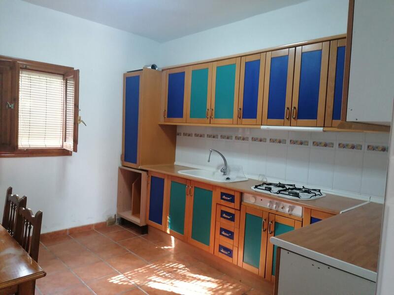 3 спальная комната Деревенский Дом продается