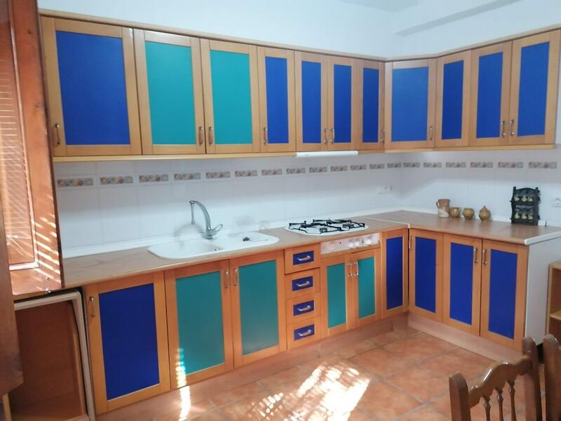3 спальная комната Деревенский Дом продается
