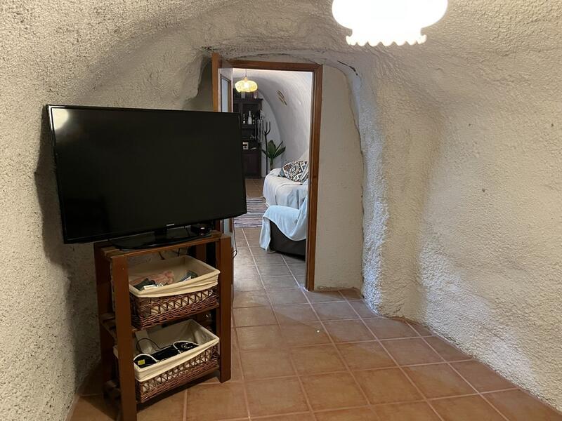 3 soverom Grottehuset til salgs