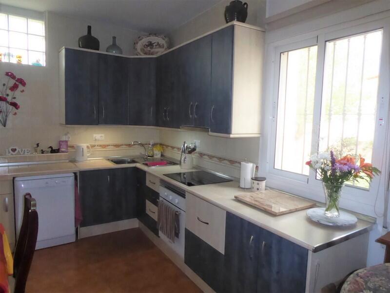 4 bedroom Country House for sale