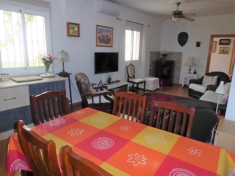 4 bedroom Country House for sale