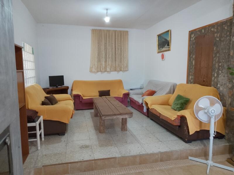 6 bedroom Country House for sale