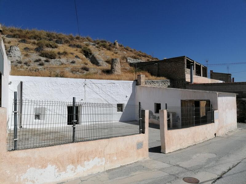 15 bedroom Cave House for sale