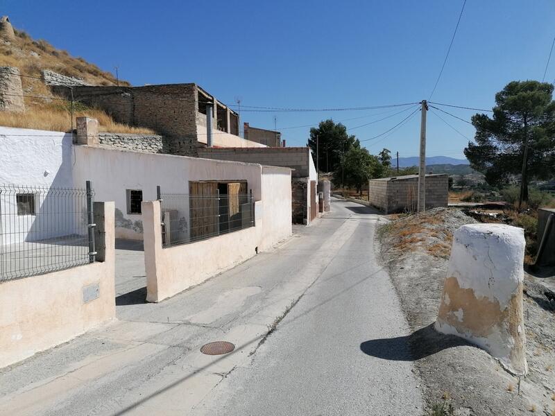 15 bedroom Cave House for sale