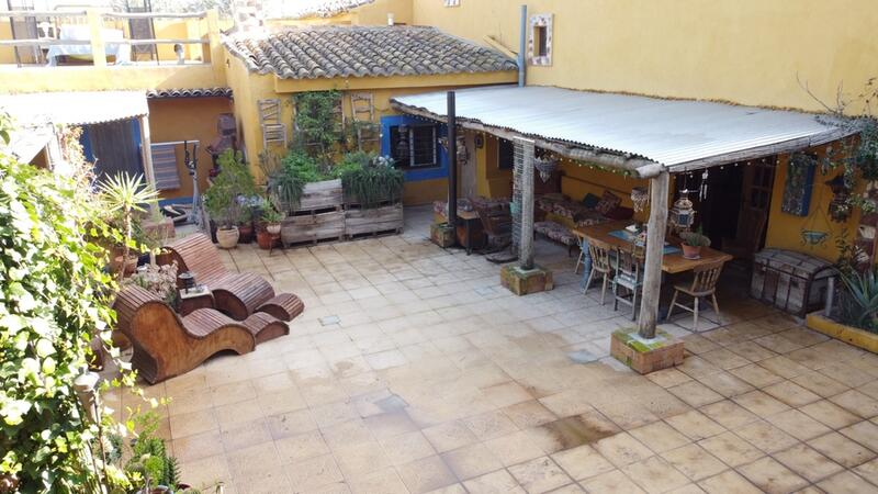 8 bedroom Country House for sale