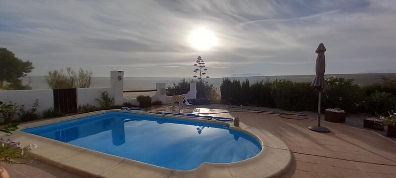 5 bedroom Country House for sale