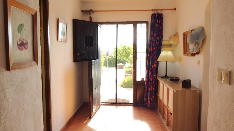 5 bedroom Country House for sale
