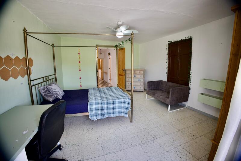 6 bedroom Country House for sale