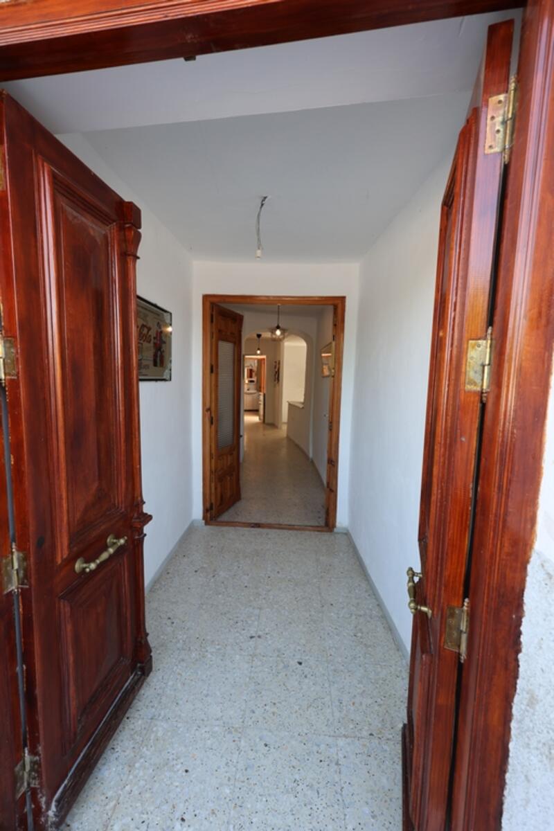 6 bedroom Country House for sale