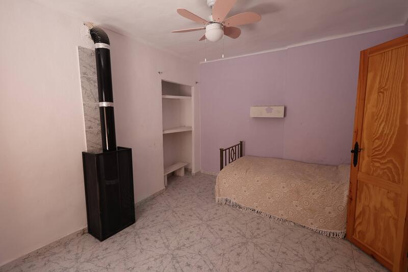 6 bedroom Country House for sale