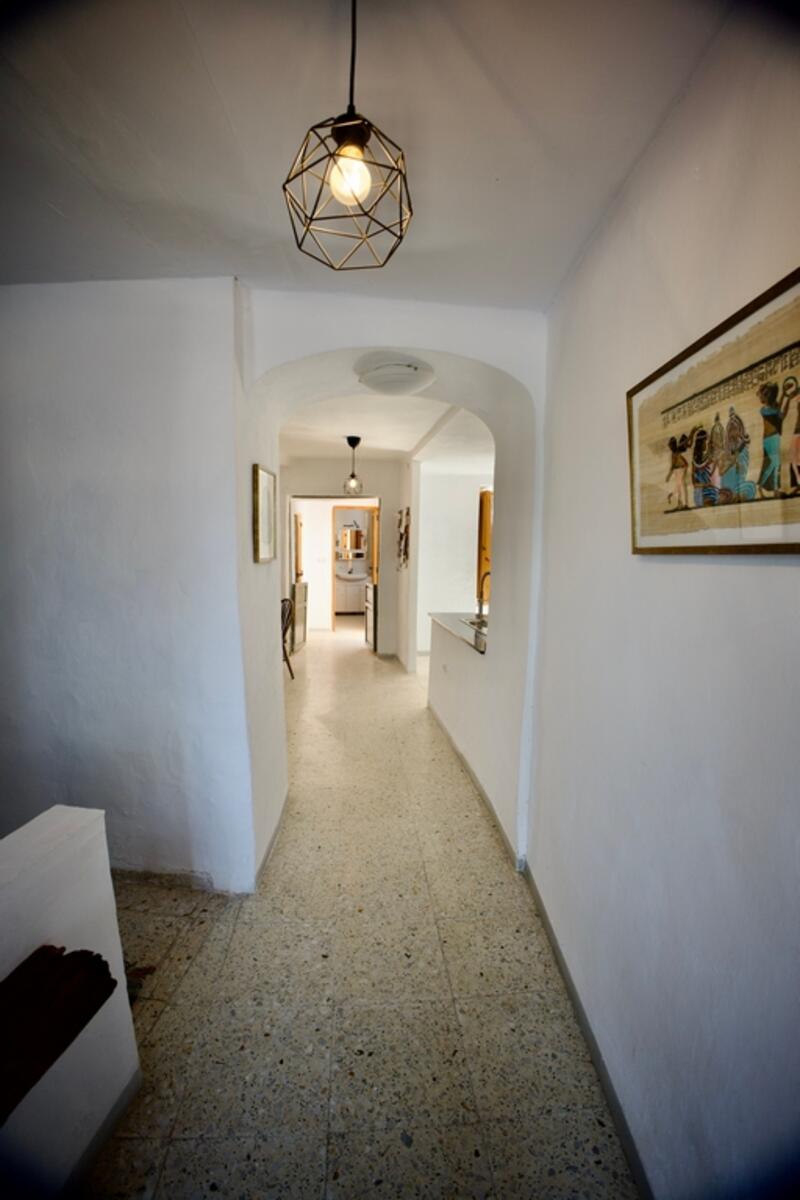 6 bedroom Country House for sale