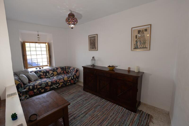6 bedroom Country House for sale