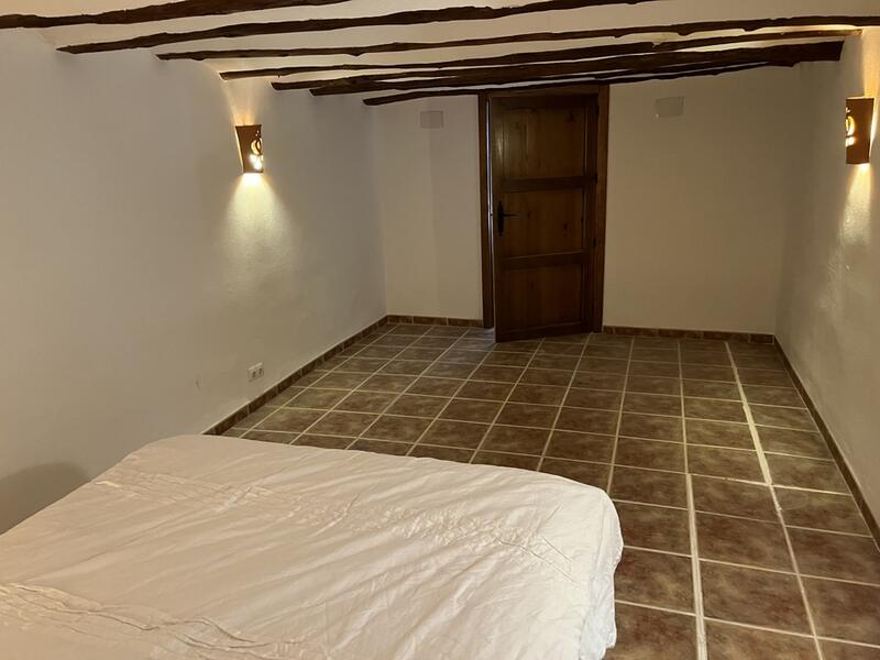 3 bedroom Country House for sale 3 bedroom Country House for sale