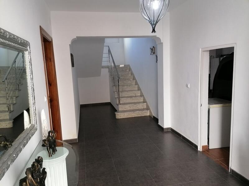 6 bedroom Country House for sale 6 bedroom Country House for sale