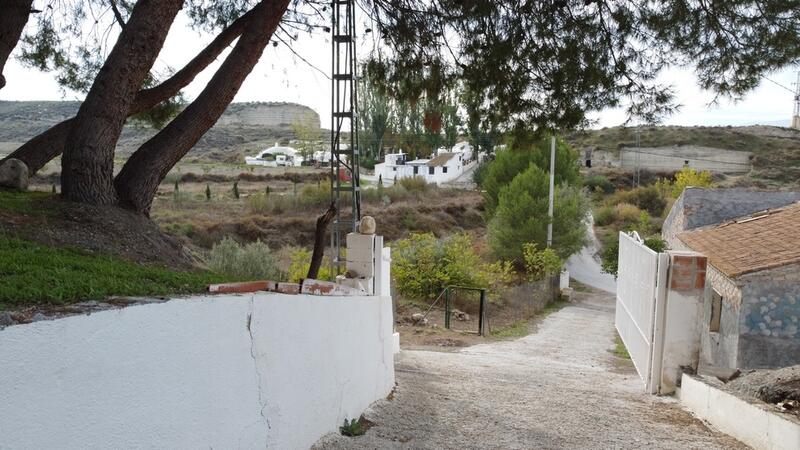 4 bedroom Cave House for sale 4 bedroom Cave House for sale