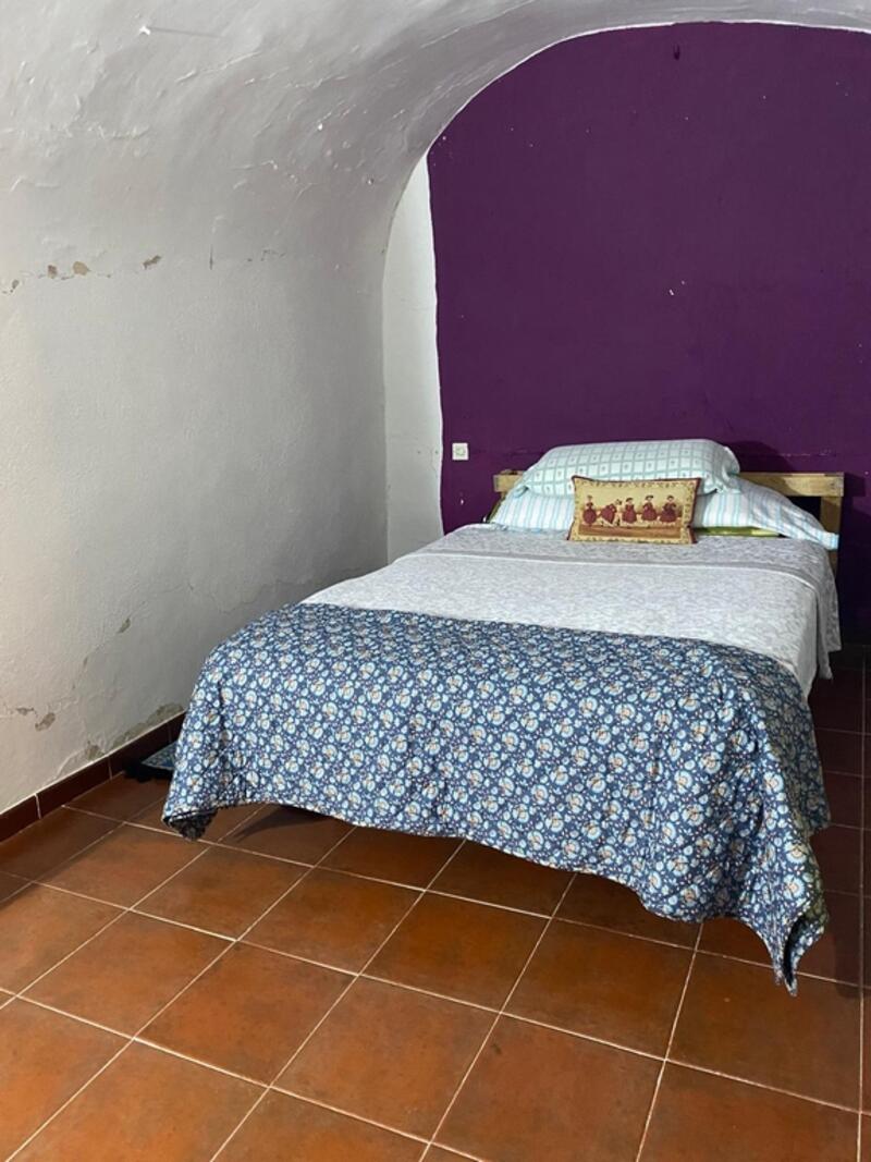 4 bedroom Cave House for sale