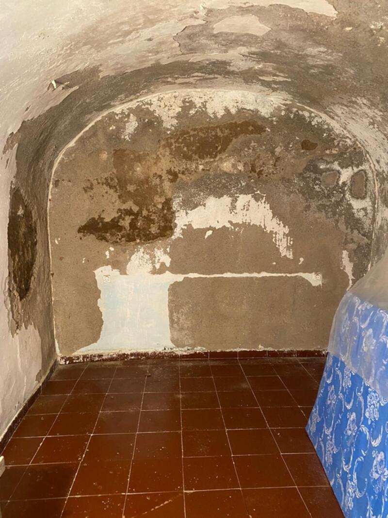 4 bedroom Cave House for sale