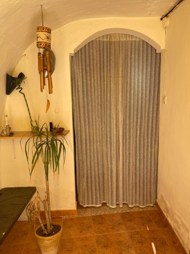 4 bedroom Cave House for sale