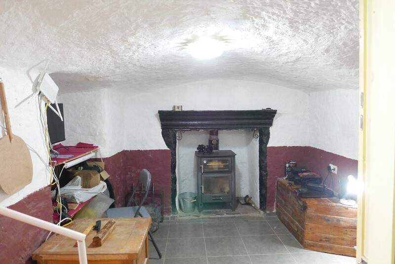 2 soveværelse Grottehus til salg