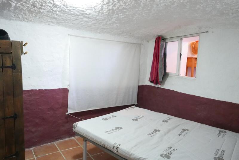 2 soveværelse Grottehus til salg