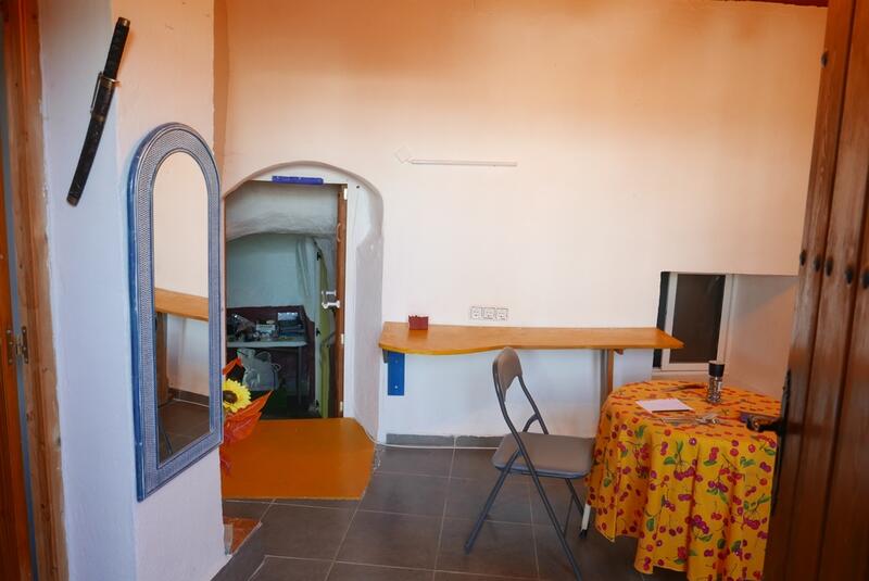 2 soveværelse Grottehus til salg