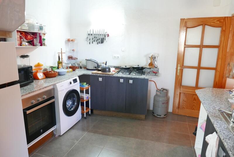 2 soveværelse Grottehus til salg