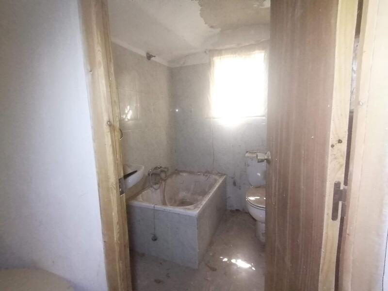 4 bedroom Country House for sale 4 bedroom Country House for sale