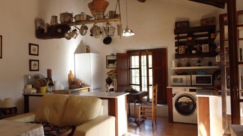 5 bedroom Country House for sale 5 bedroom Country House for sale