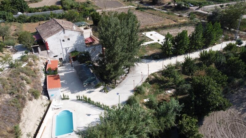 5 bedroom Country House for sale 5 bedroom Country House for sale