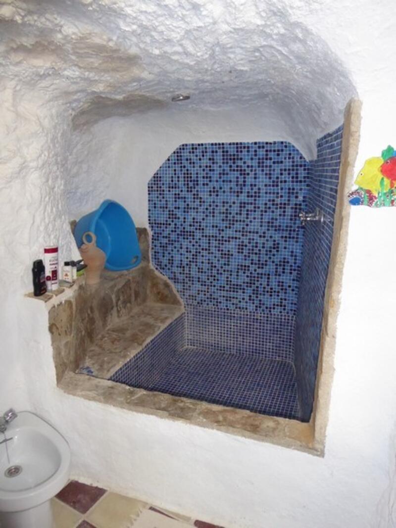 3 soveværelse Grottehus til salg 3 soveværelse Grottehus til salg