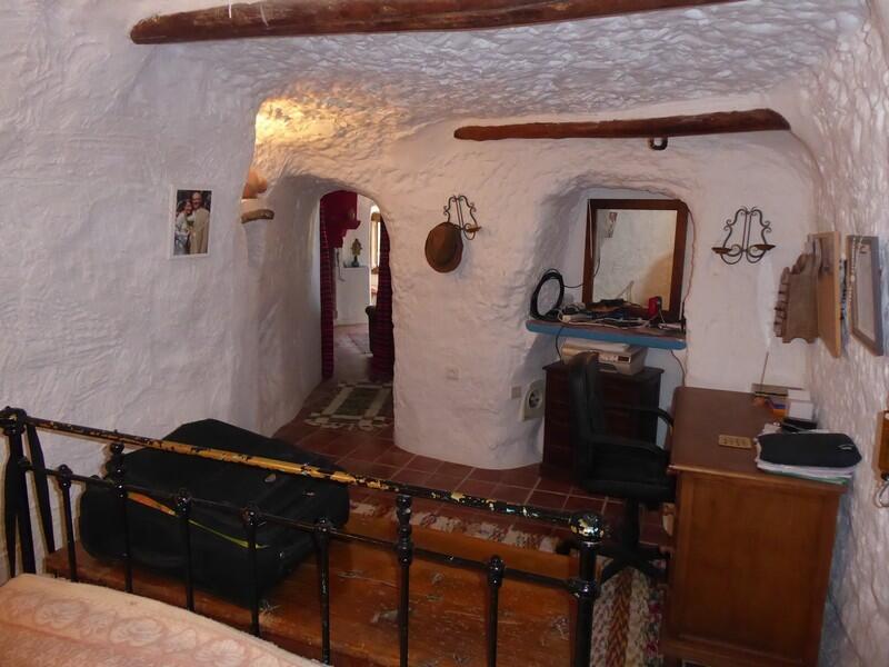 3 soveværelse Grottehus til salg 3 soveværelse Grottehus til salg