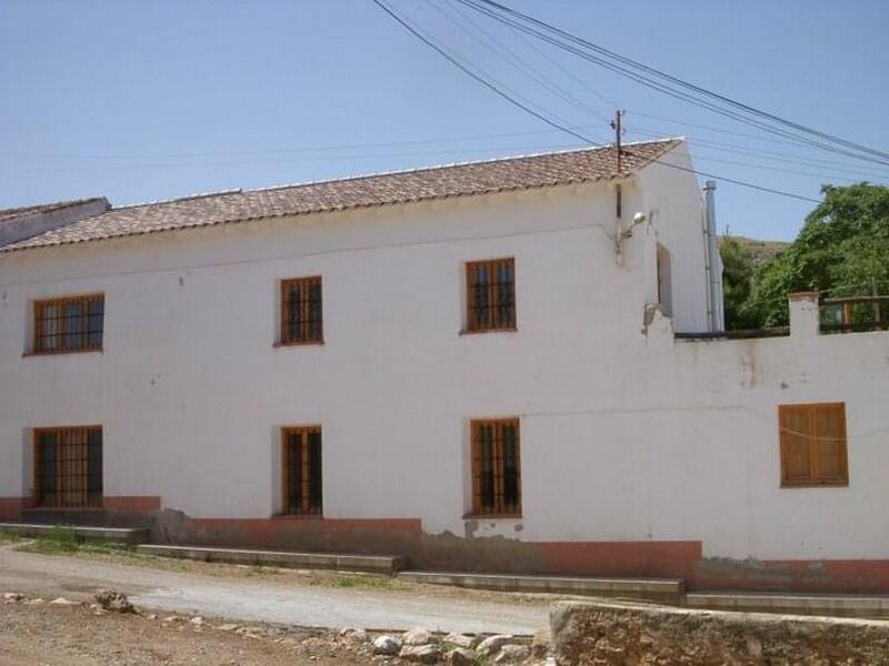 3 bedroom Country House for sale