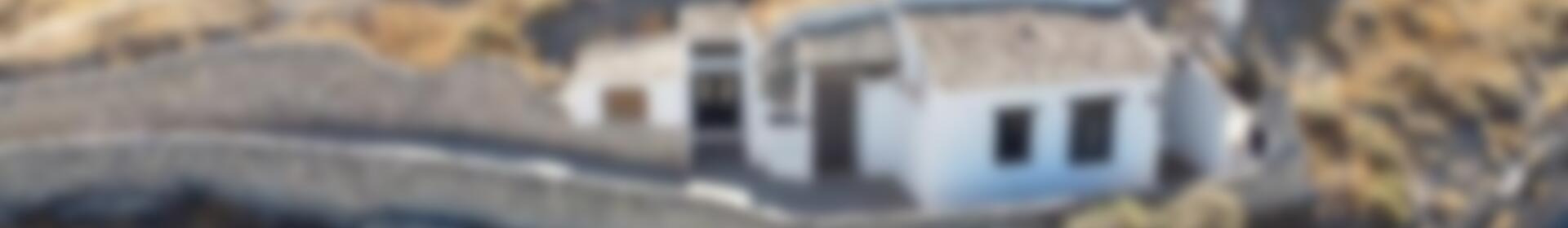 2 sovrum Grottahus till salu