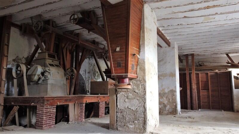 8 bedroom Country House for sale